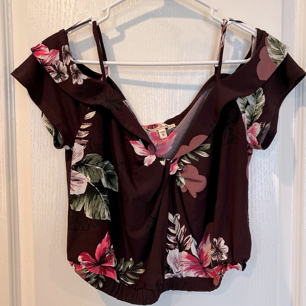 Express One Eleven Hibiscus Floral Crop Top